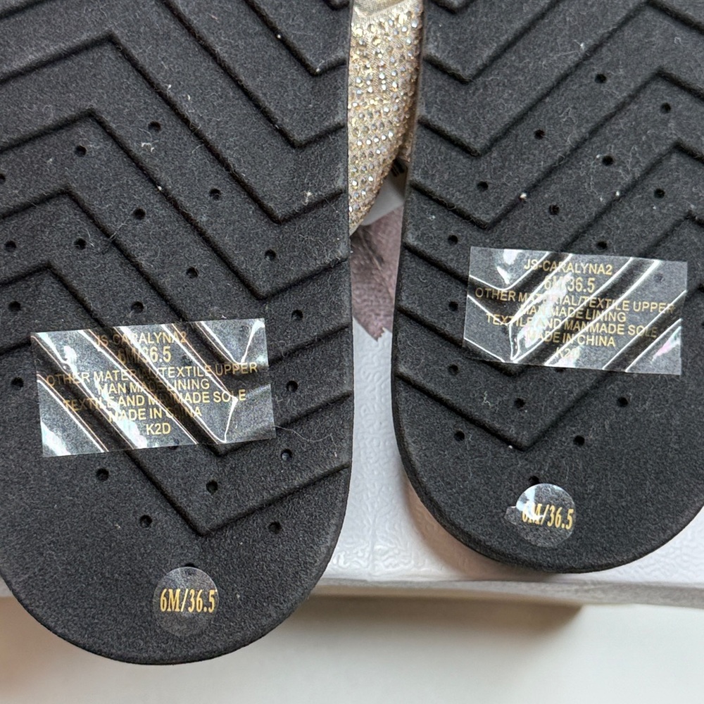 Jessica Simpson Women's Caralyna Knotted Footbed Sandals- Champagne- Size 6 - Picture 10 of 11